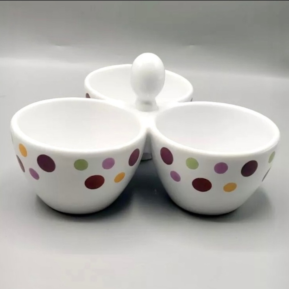The Pampered Chef Simple Additions 3 Section Server In Dots EUC